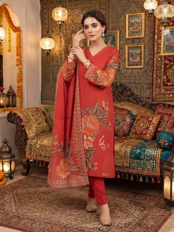 Women_Floral_Printed_Thread_Work_Kurta_with_Trousers_&_Dupatta