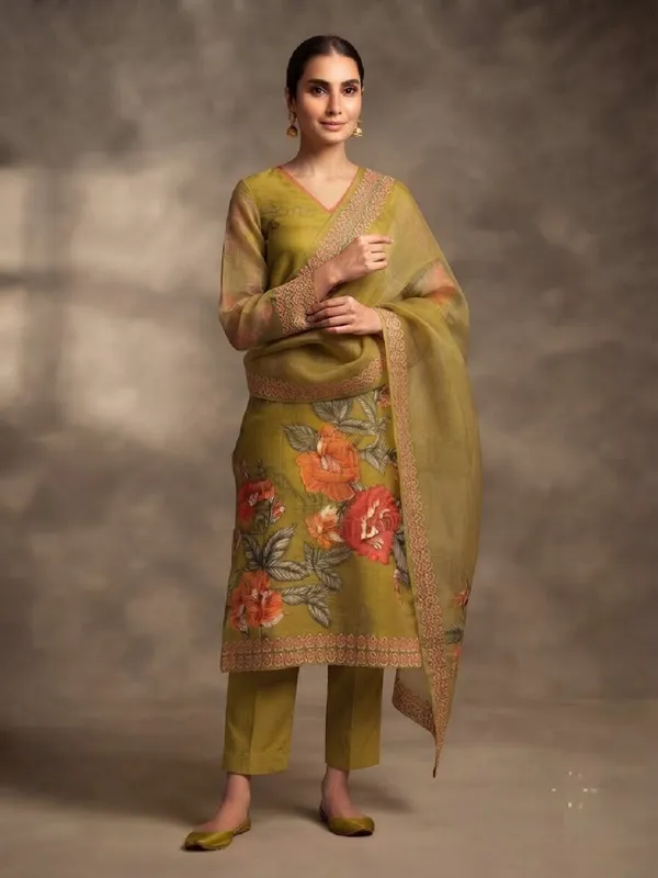 Women_Floral_Printed_V-Neck_Straight_Kurta_with_Thread_Work,_Trousers_&_Dupatta