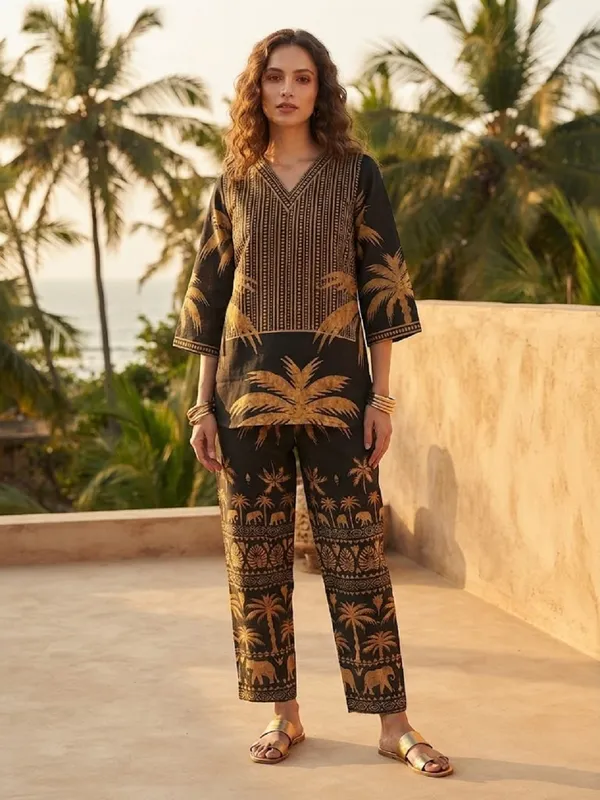 Women_Floral_Printed_V-Neck_Tunic_with_Matching_Trousers_Co-Ord_Set
