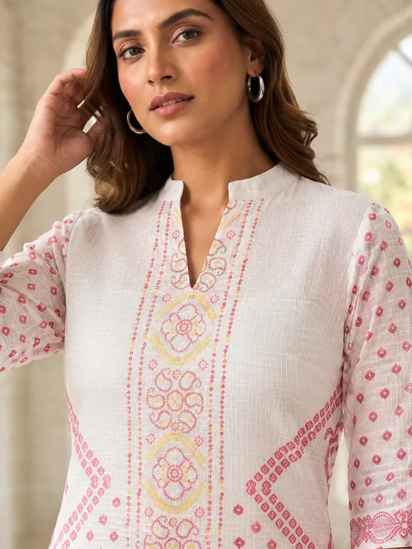 Women_Geometric_Print_Pure_Kota_Doria_Regular_Fit_Tunic