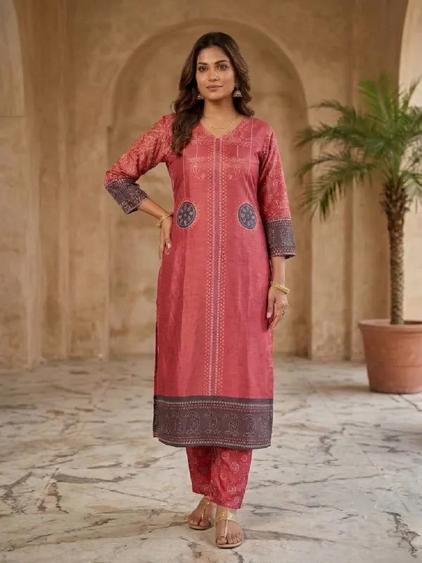 Women_Geometric_Printed_Roman_Silk_Kurta_Trouser_&_Dupatta_Set