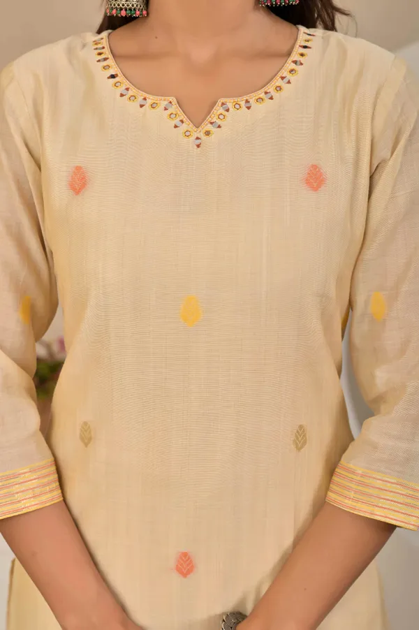 Women_Ikkat_Printed_Embroidered_Chanderi_Jacquard_Kurta_with_Trousers_&_Dupatta