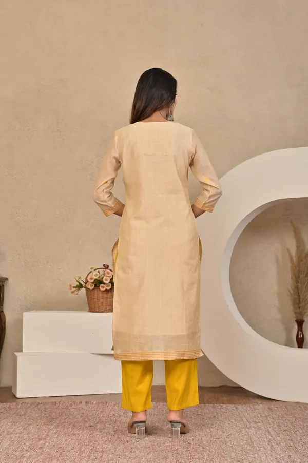 Women_Ikkat_Printed_Embroidered_Chanderi_Jacquard_Kurta_with_Trousers_&_Dupatta