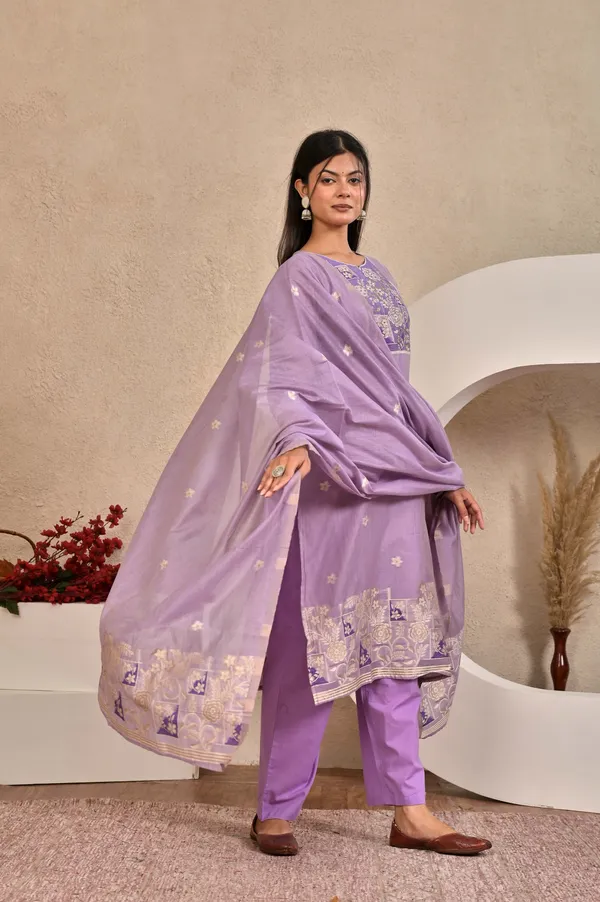 Women_Lavender_Ethnic_Motifs_Printed_Straight_Kurta_with_Trousers_&_Dupatta_Set