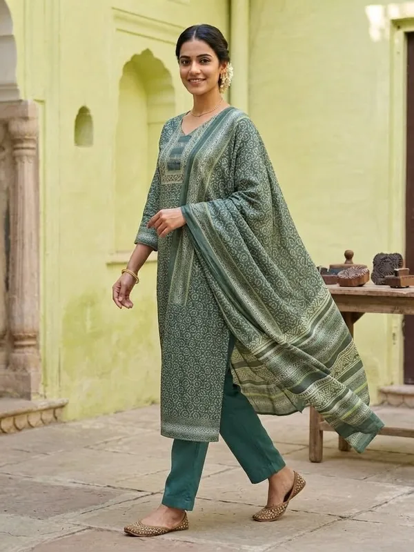 Women_Printed_Ethnic_Motifs_Sequined_Kurta_Set_with_Trousers_&_Dupatta