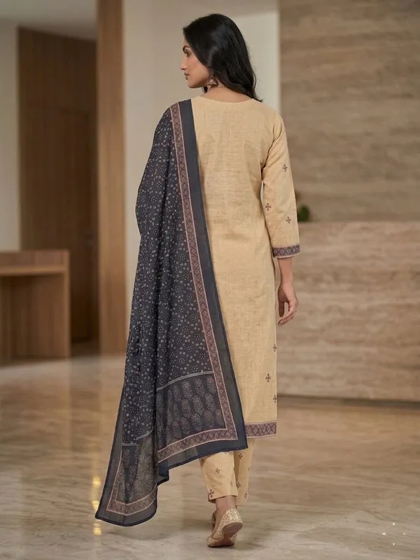 Women_Printed_Pure_Cotton_Blend_Kurta_with_Matching_Palazzos_&_Dupatta