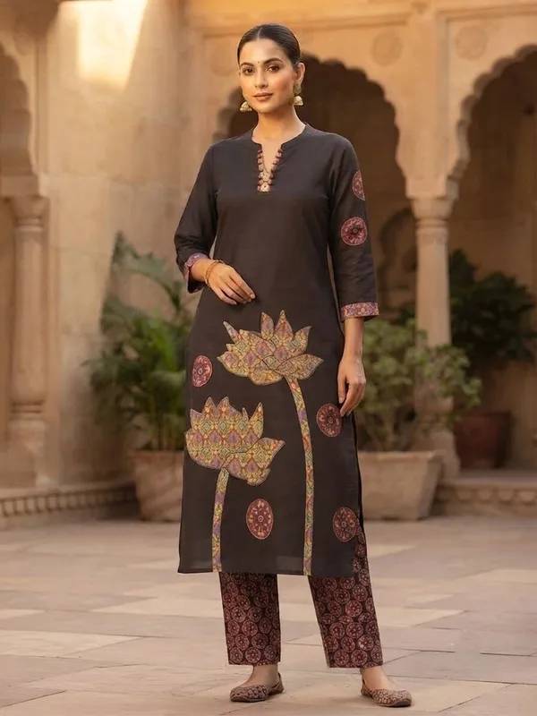 Women_Printed_Straight_Cotton_Slub_Kurta_with_Trousers_&_Dupatta