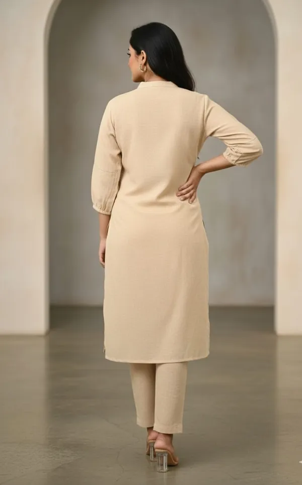 Women_Striped_Mandarin_Collar_A-Line_Kurta_With_Trouser_Co-Ord_Set