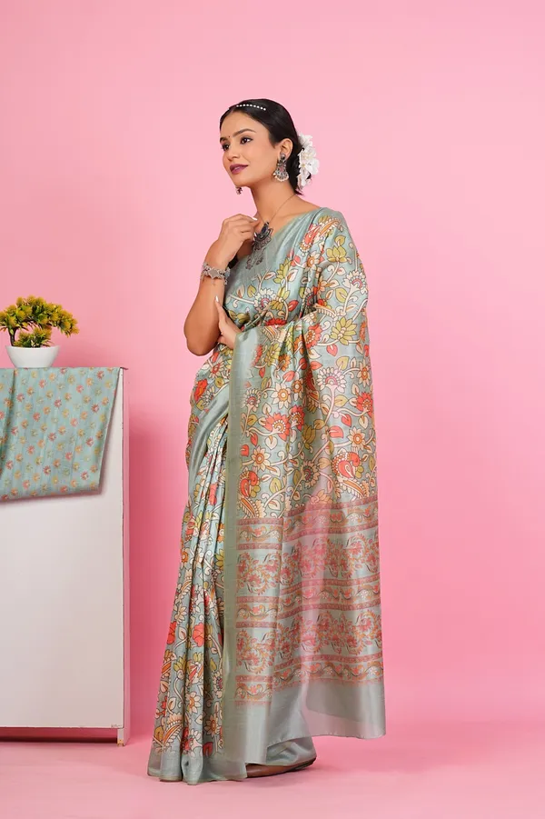 Floral_Digital_Print_Saree_with_Unstitched_Blouse_Piece_for_Women