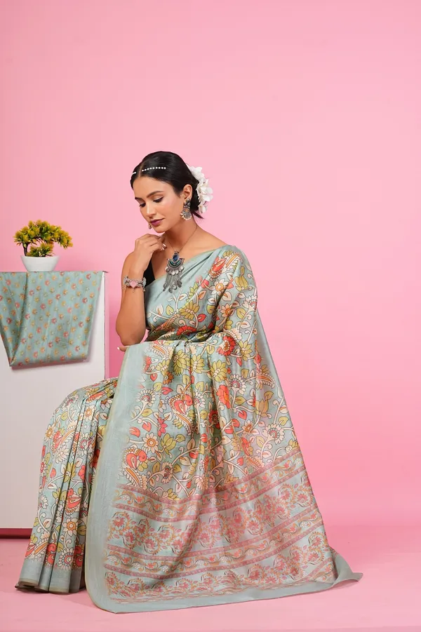 Floral_Digital_Print_Saree_with_Unstitched_Blouse_Piece_for_Women