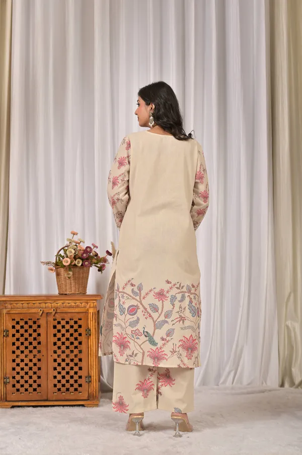 Women_Ethnic_Motifs_Printed_Straight_Thread_Work_Kurta_with_Trousers_&_Dupatta