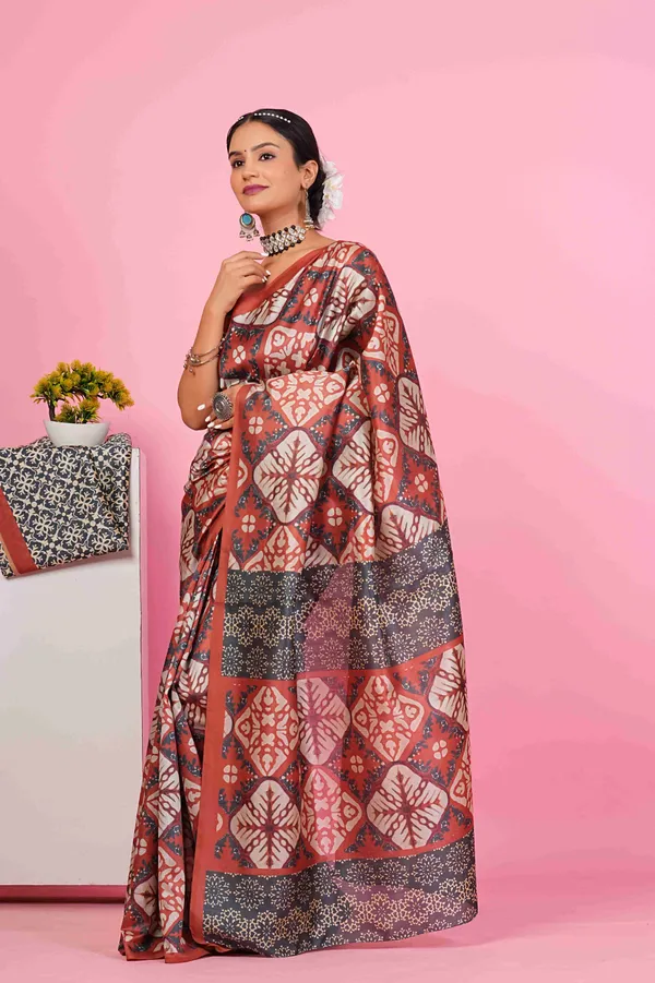 Women_Ajrakh_Printed_Silk_Designer_Saree_with_Blouse_Piece