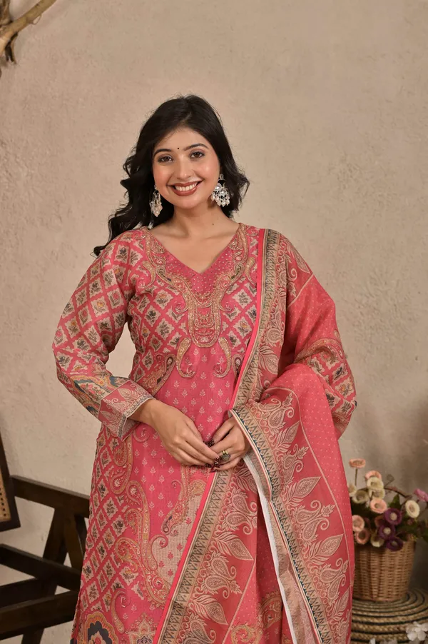Women_Digital_Printed_Ethnic_Motifs_Straight_Kurta_with_Trousers_&_Dupatta