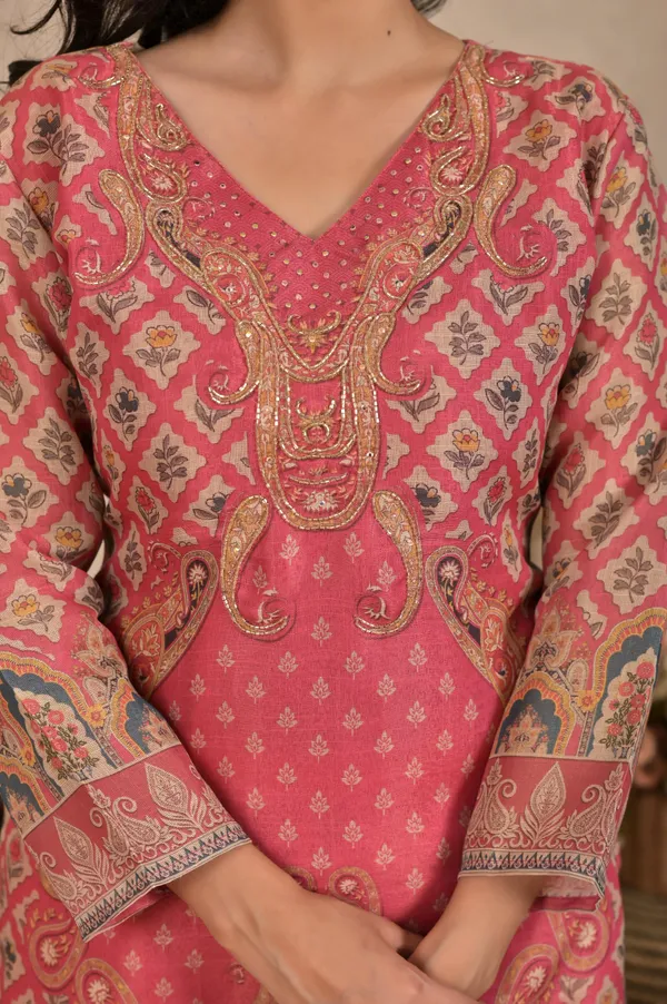 Women_Digital_Printed_Ethnic_Motifs_Straight_Kurta_with_Trousers_&_Dupatta
