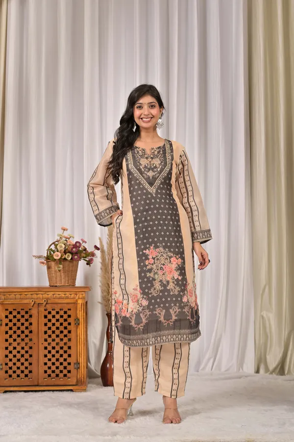 Women_Ethnic_Motifs_Digital_Printed_Shimmer_Kurta_with_Trousers_&_Dupatta