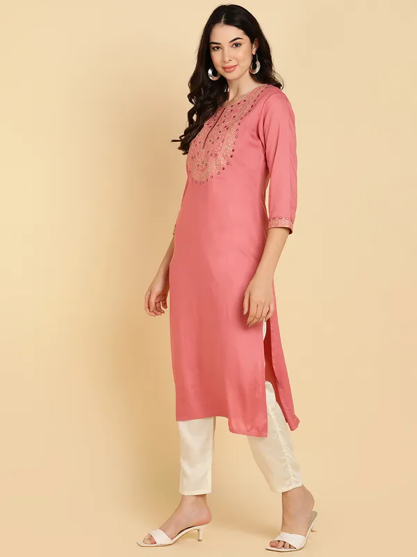 Pink_Rayon_Kurta_For_Women