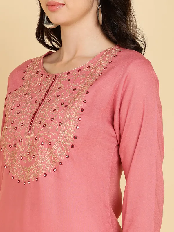 Pink_Rayon_Kurta_For_Women