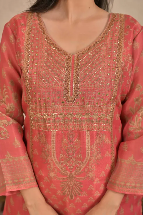 Women_Regular_Fit_Ethnic_Motifs_Pure_Shimmer_Kurta,_Trousers_&_Dupatta_Set
