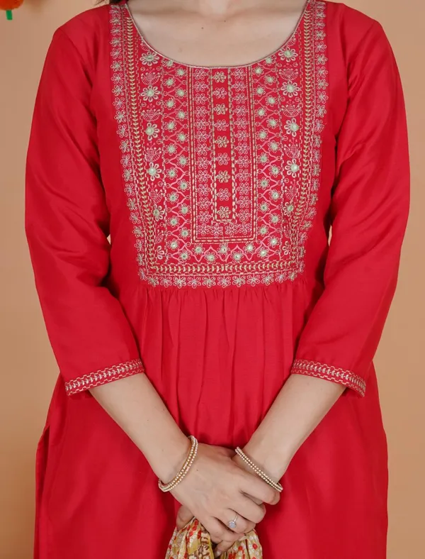 Red_Silk_Blend_Kurta_Set_For_Women