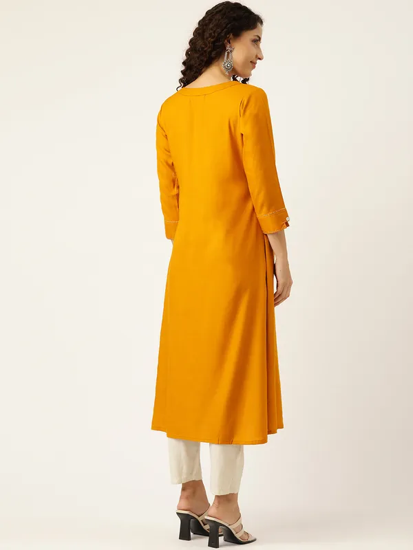 Yellow_Rayon_Kurta_For_Women