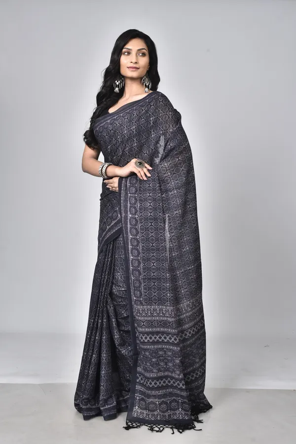 Black___Digital_Print_Cotton_Saree_For_Women