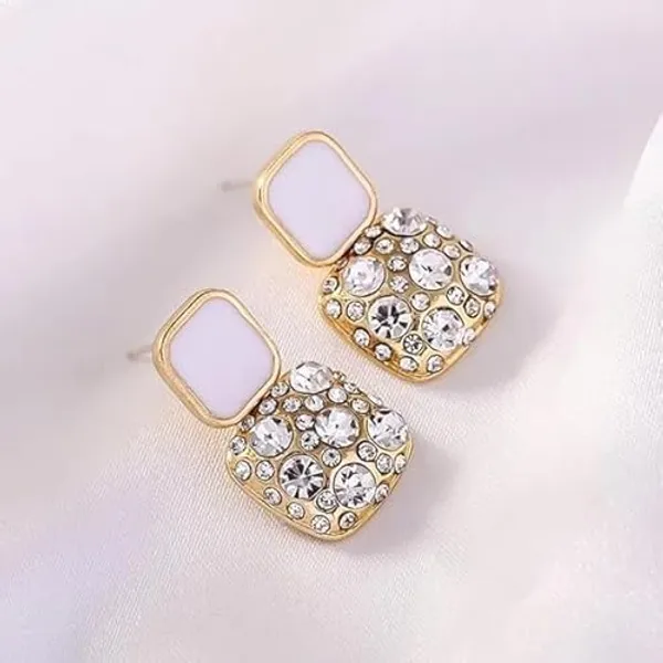 Off_White_And_Gold_Premium_Earrings__For_Women