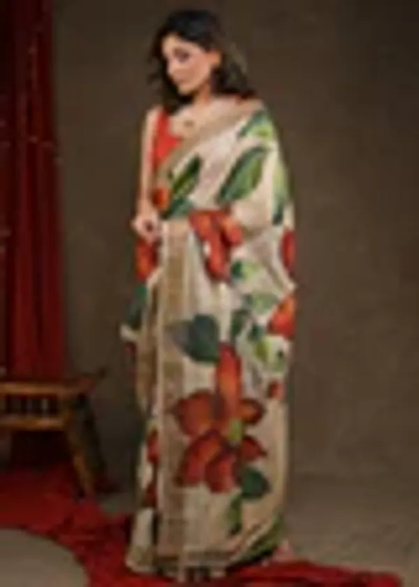 Cream_Saree_with_Delicate_Flower_Prints_–_Timeless_Grace