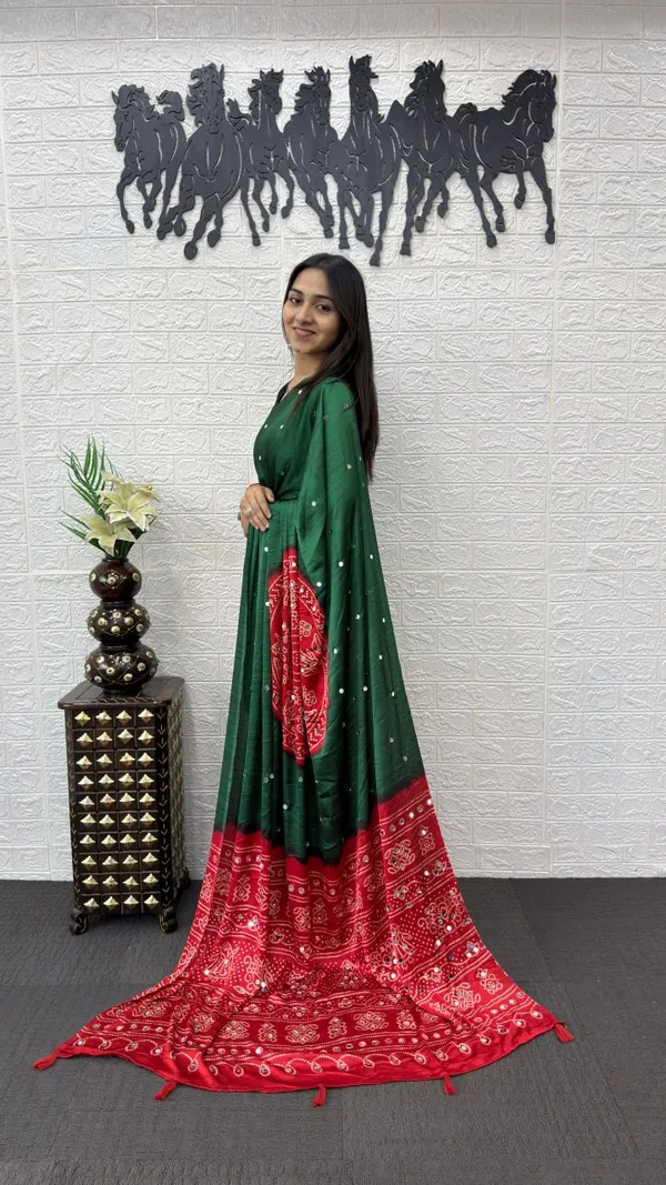 GREEN_SAREE_RED_KASUMBO_SAREE