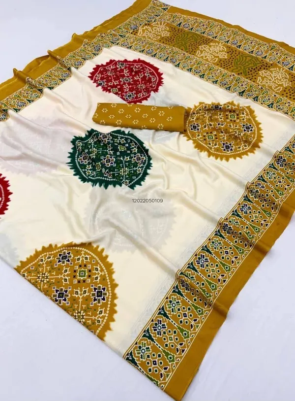 OFFWHITE_MUSTERD_KASUMBO_SAREE