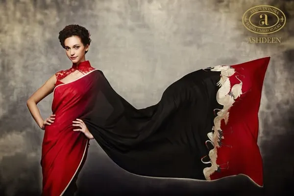 STYLISH_BLACK_AND_RED_HANSH_SAREE