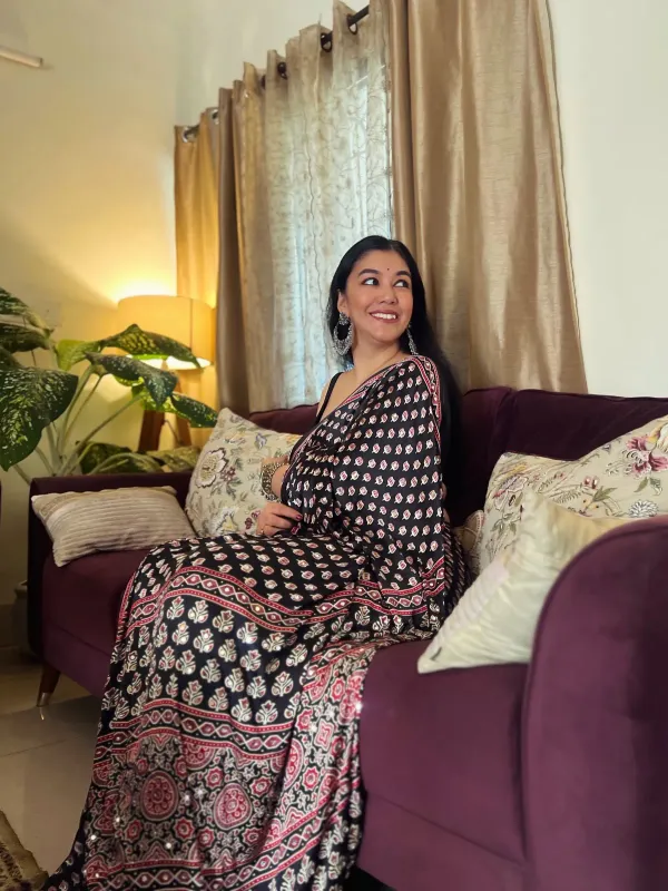 Black_Ajrakh_Lotus_Mirror_Work_Saree