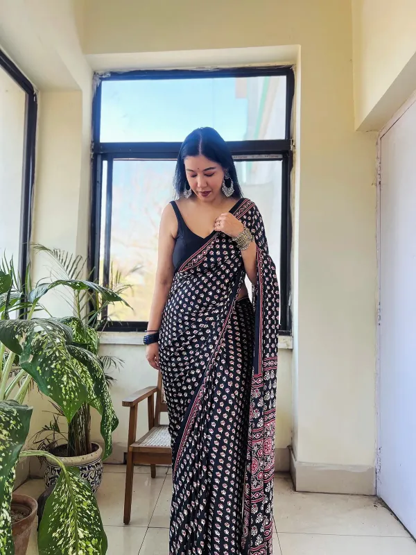 Black_Ajrakh_Lotus_Mirror_Work_Saree