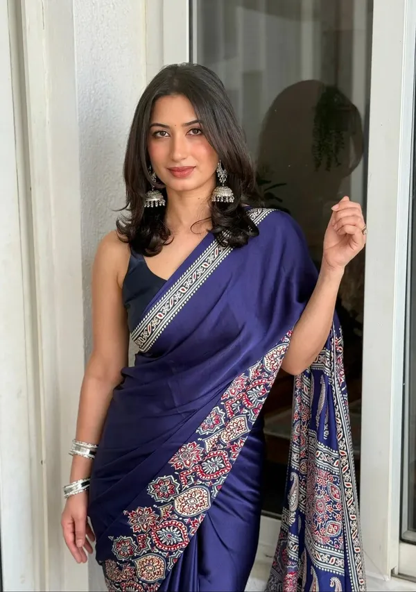 PURPLE_COLOR_HALF_AND_HALF_AJRAKH_SAREE