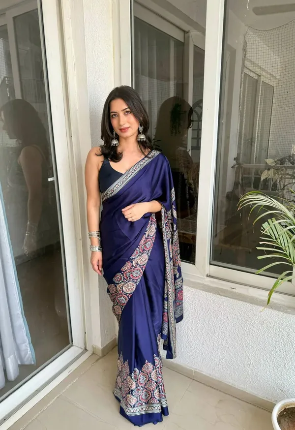 PURPLE_COLOR_HALF_AND_HALF_AJRAKH_SAREE