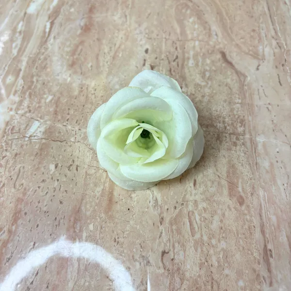 Realistic_Paper_Rose_Artificial_Flowers_pack_of_600_piece__Lifelike_Faux_Blooms_for_Vase_&_Home_Decor
