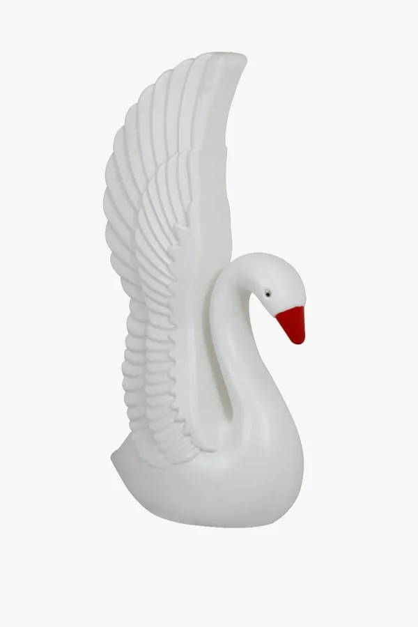White_Plastic_Floortable_Showpiece_Figurine