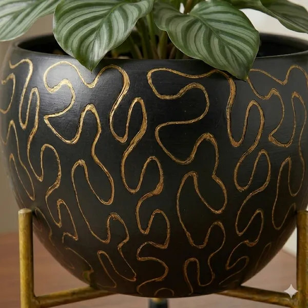 Hand-Painted_Metal_Pot_with_Stand_|_Decorative_Tabletop_Planter_for_Home_&_Office_|6_Inch
