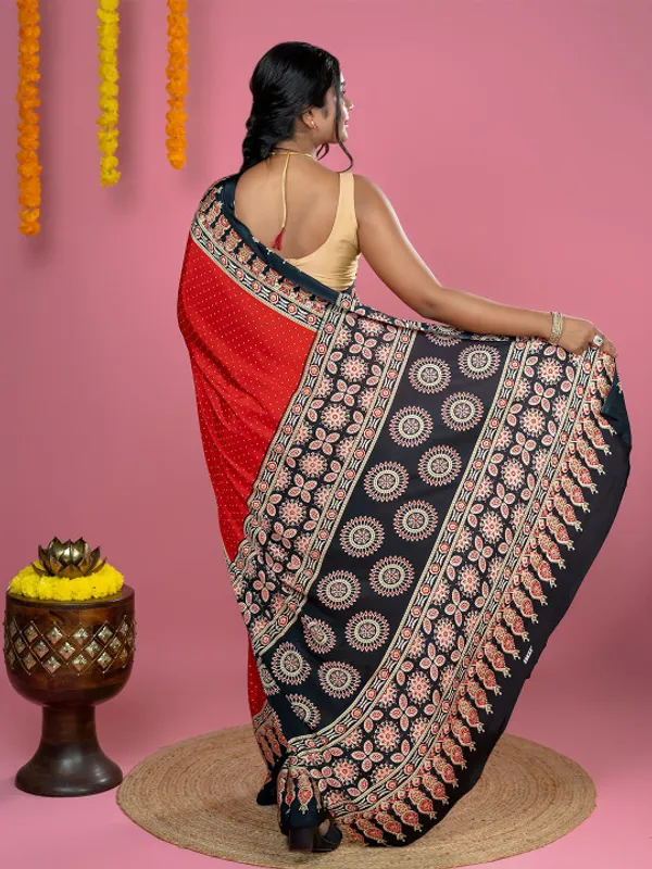 Semi_Gajji_Silk_Bandhani_Dot_Saree_With_Ajrakh_Riss_Pallu