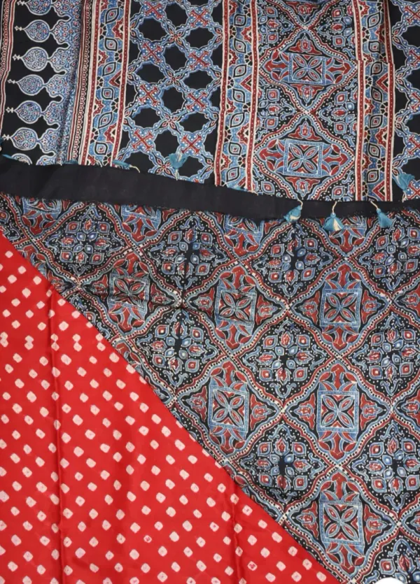 Red_Bandhani_Print_Modal__Silk_Saree_With_Blouse_Piece
