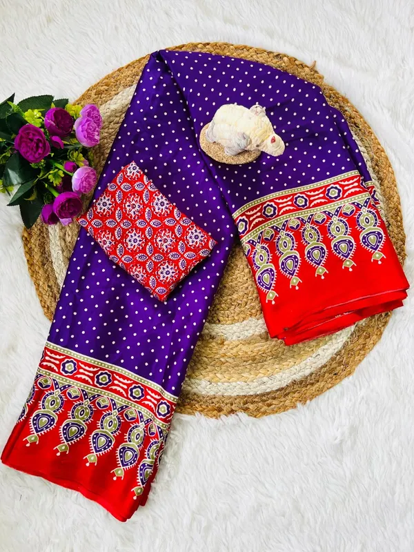 Semi_Gajji_Bandhni_Dot_Riss_Pallu_Ajrakh_Silk_Saree