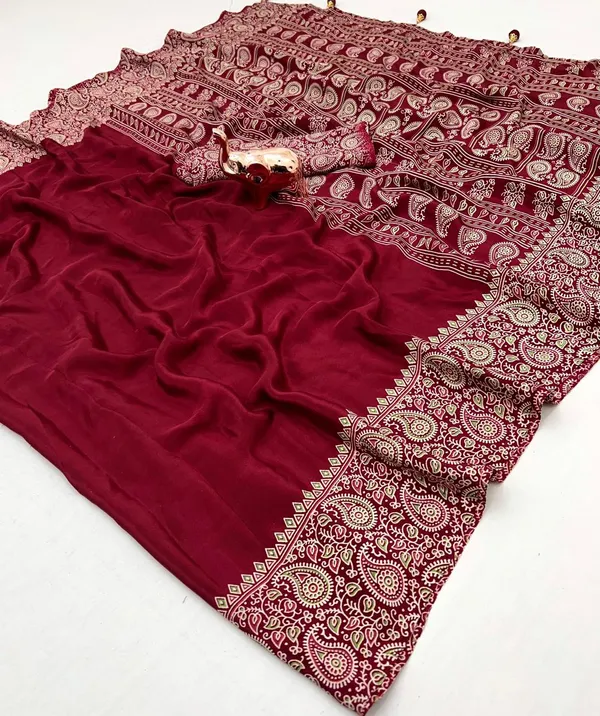 New_Attractiev_Semi_Gajji_Ajarkh_Rust_Pallu_Silk_Saree_With_Blouse