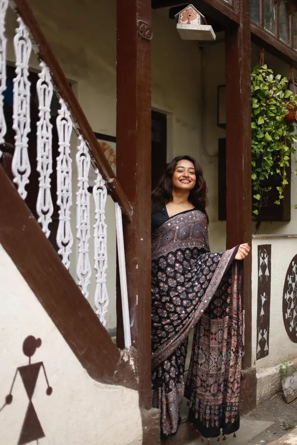 New_Ajrakh_Butta_Lotus_Modal_Silk_Saree_with_Intricate_Mirror_Work