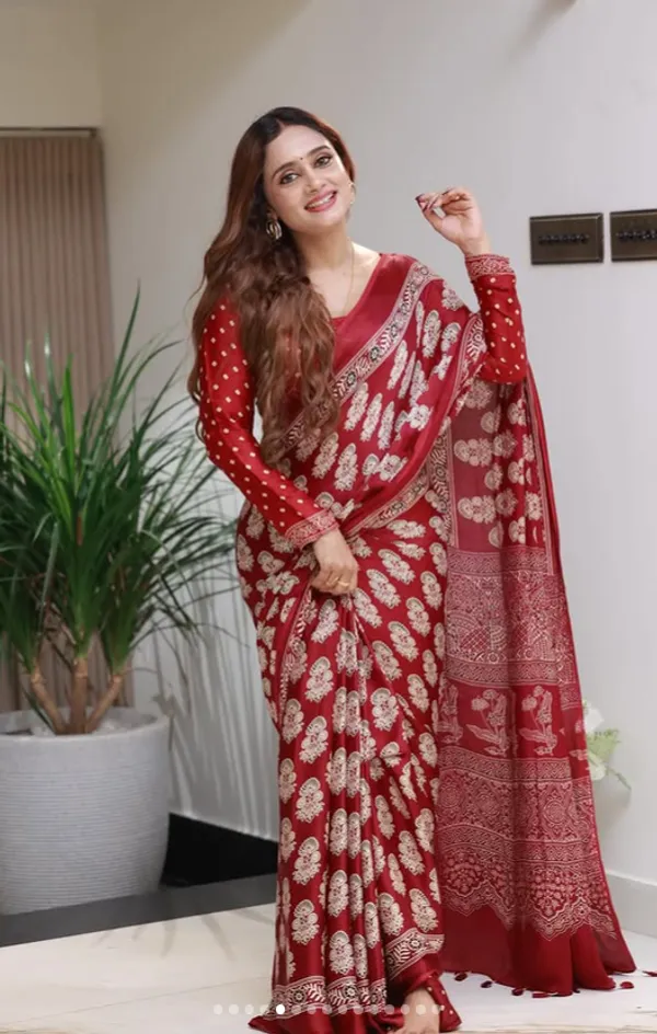 PURE_SEMI_GAJII_RED_AAJRAKH_FULVY__SILK_SAREE_WITH_BLUSE