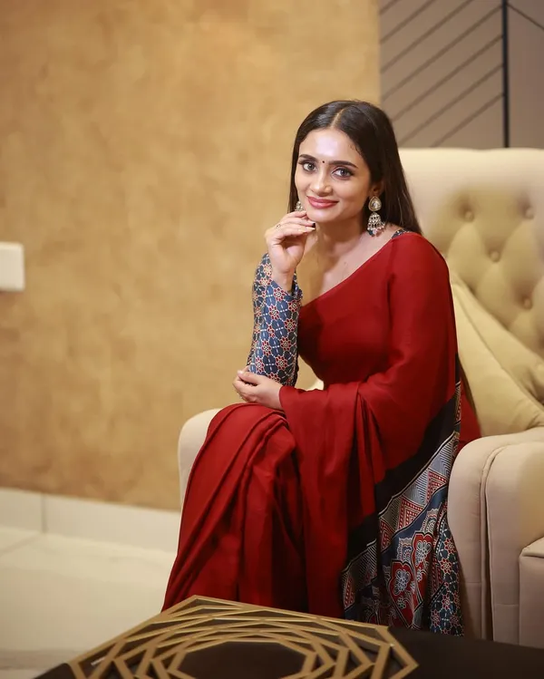 Pure_Modal_Silk_Maroon_silk_sree
