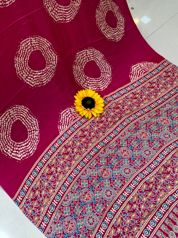 Semi_Gajji_Silk_Bandhni_Flow_Japan_Silk_Saree