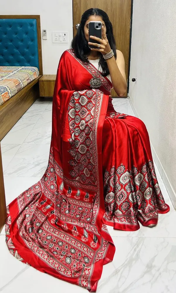 Semi_Pure_Gajji_Soft_Silk_Saree_With_Handcrafted_Ajrakh_Design_And_Blouse_Piece