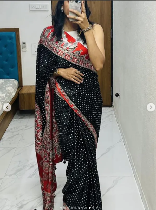 The_Grace_of_Tradition_gajji_aajrakh_silk_saree
