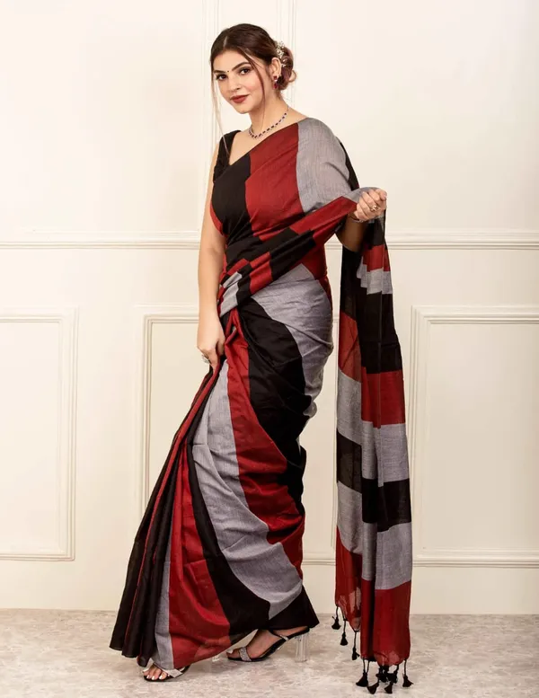 Black_Marron_Linen_Saree_With_Blouse_Piece
