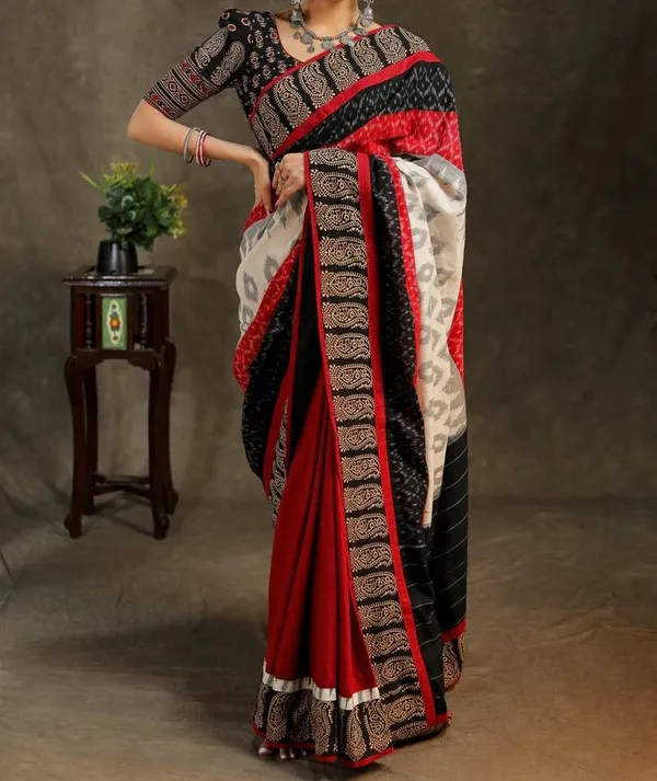 Fabulous_Red_And_White_Ajrakh_Linen_Saree_With_Blouse_Piece