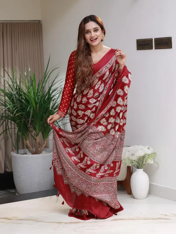 Designer_Ajrakh__Print_Modal_Silk_Saree_With_Blouse_Piece_�_Lightweight_&_Festive-Ready
